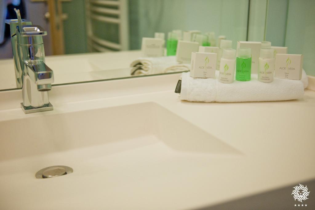 Hotel Leon & Spa Arad Cameră foto